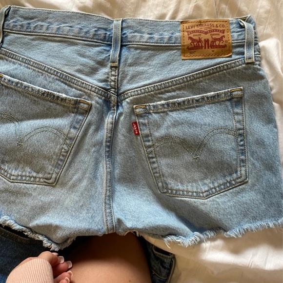 Levi Short Bundle - Picture 3 of 6